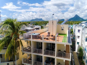Brand new beachfront studio apartments with rooftop jacuzzi - C-view